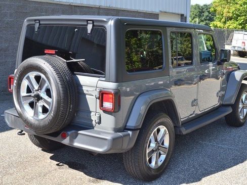 Used 2021 Jeep Wrangler Unlimited Sahara image 8