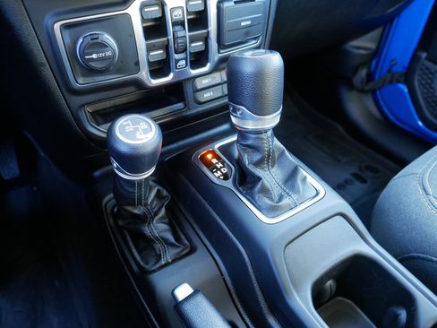 Used 2025 Jeep Wrangler Sport S w/ Convenience Group image 24