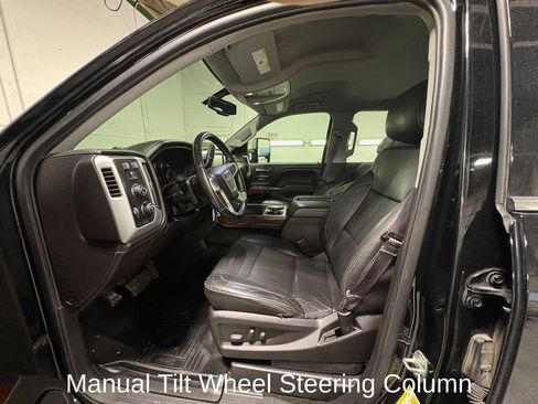 Used 2015 GMC Sierra 1500 SLT w/ SLT Crew Cab Value Package image 17