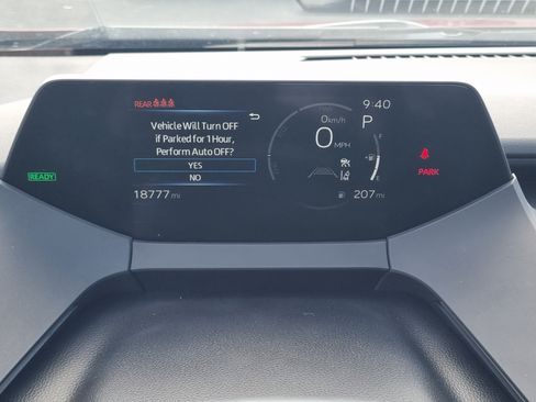 Used 2024 Toyota Prius Limited w/ Limited Premium Package FWD image 27