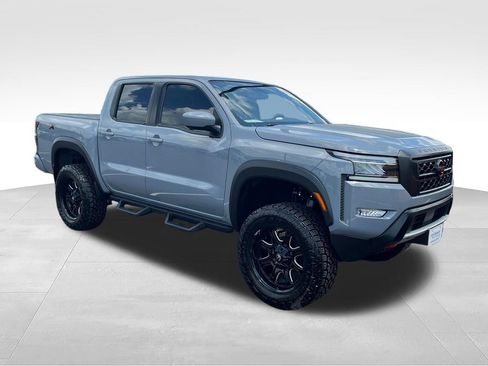 Used 2022 Nissan Frontier Pro-X w/ Pro-X Premium Package RWD image 7
