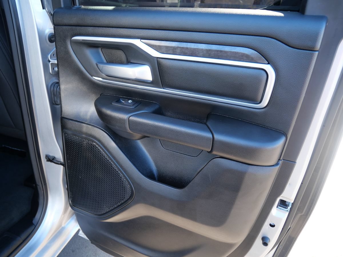 Used 2022 RAM 1500 Big Horn AWD/4WD image 32