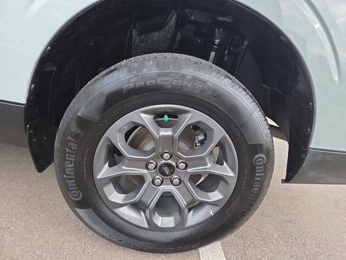 Used 2023 Ford Maverick XLT image 8