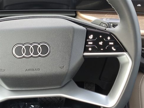 New 2025 Audi Q5 Premium Plus image 16