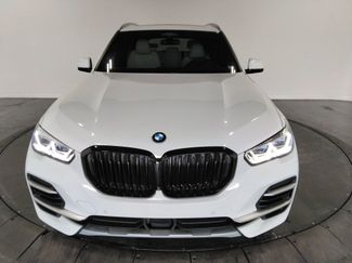 Used 2022 BMW X5 xDrive40i w/ Executive Package video 2