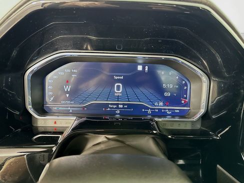 Used 2023 GMC Sierra 1500 SLT w/ SLT Premium Package image 18