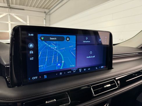 Used 2025 Lincoln Aviator Reserve w/ Equipment Group 201A image 20