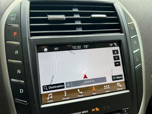 Used 2017 Lincoln MKC Select w/ Select Plus Package FWD image 27