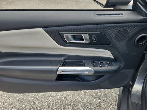 Used 2024 Ford Mustang Premium RWD image 7