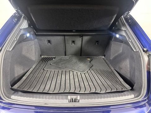 Used 2022 Audi Q4 e-tron Prestige image 26
