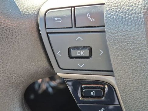 Used 2025 Toyota Camry LE FWD image 15
