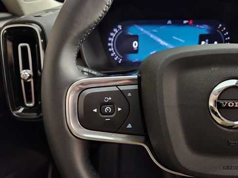 New 2026 Volvo XC40 B5 Plus w/ Protection Package Premier AWD/4WD image 28