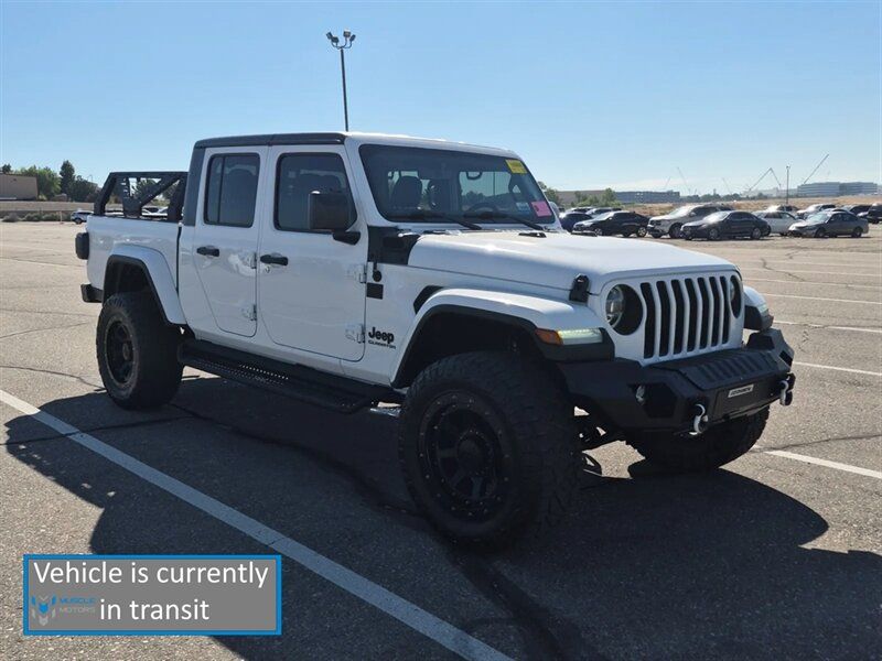 Used 2020 Jeep Gladiator Overland AWD/4WD image 1