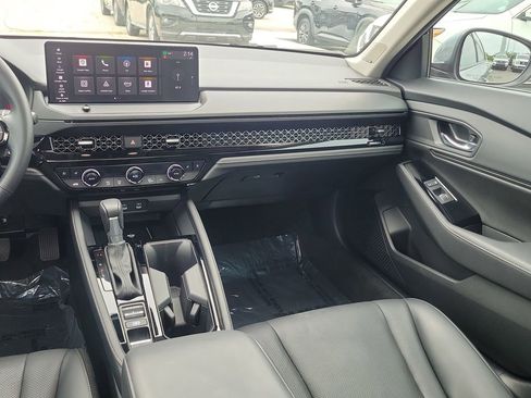 Used 2024 Honda Accord Touring image 22