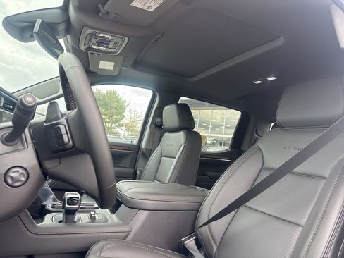 New 2026 GMC Sierra 1500 Denali AWD/4WD image 16