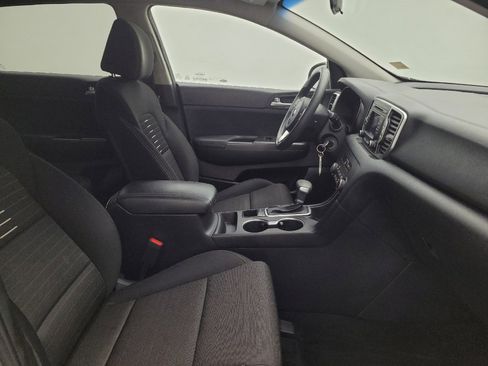 Used 2018 Kia Sportage LX AWD/4WD image 21