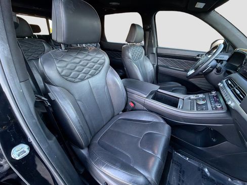 Used 2021 Hyundai Palisade Calligraphy image 16