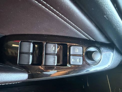 Used 2018 MAZDA MAZDA3 Grand Touring w/ Premium Equipment Package image 24