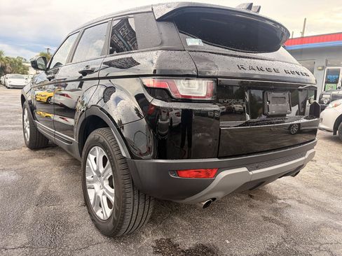 Used 2018 Land Rover Range Rover Evoque SE AWD/4WD image 3