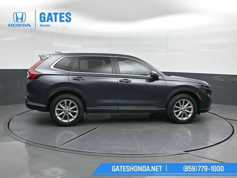Used 2025 Honda CR-V EX image 3