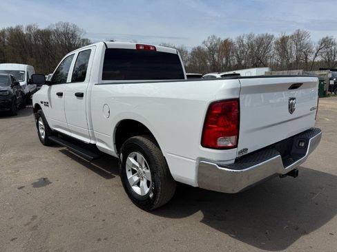 Used 2017 RAM 1500 ST w/ SXT Appearance Group AWD/4WD image 3