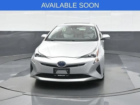 Used 2018 Toyota Prius Four w/ Advanced Technology Package FWD image 2