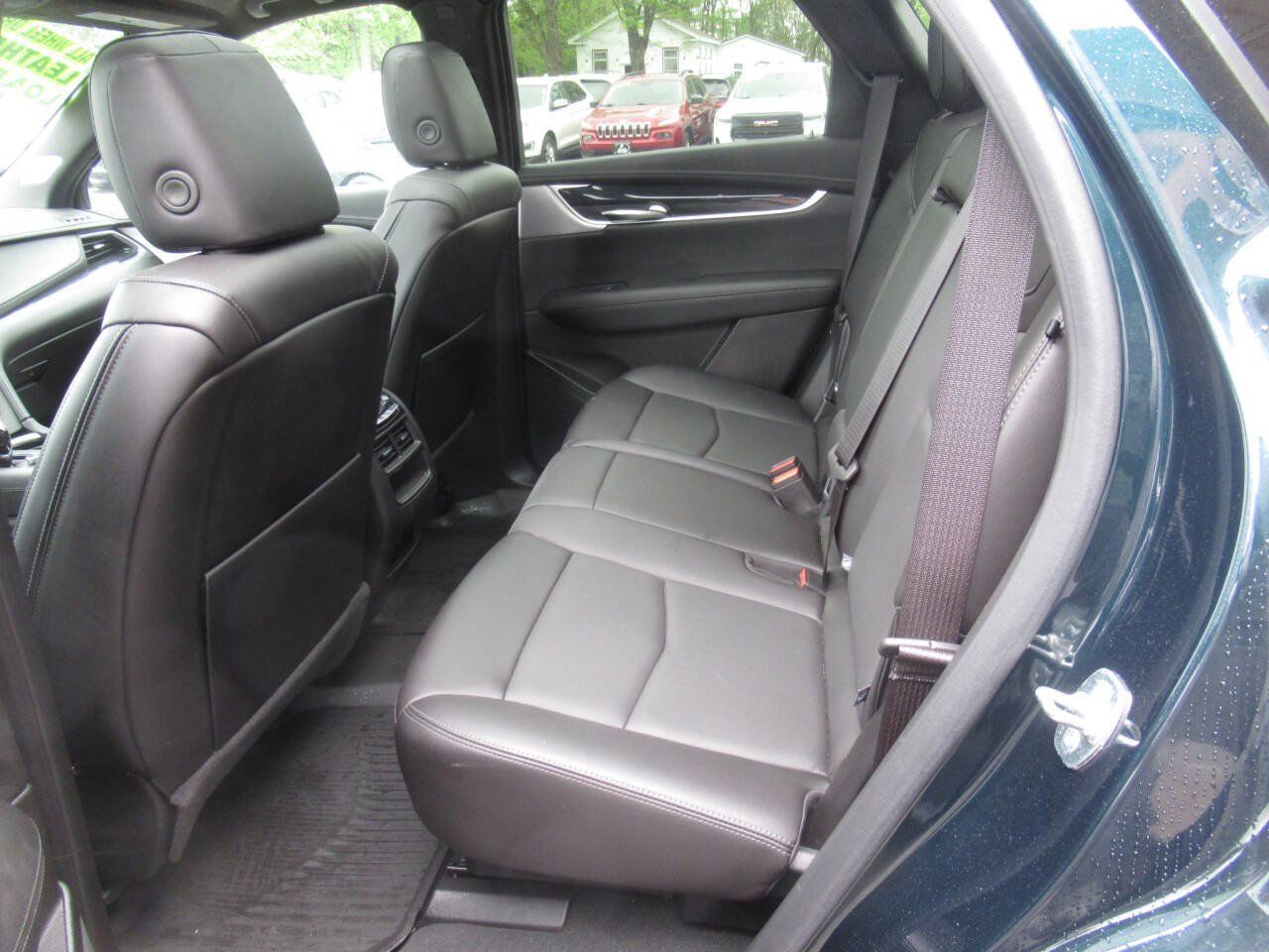 Used 2024 Cadillac XT5 Premium Luxury w/ LPO, Floor Liner Package AWD/4WD image 20
