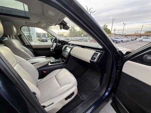 Used 2018 Land Rover Discovery SE AWD/4WD image 21