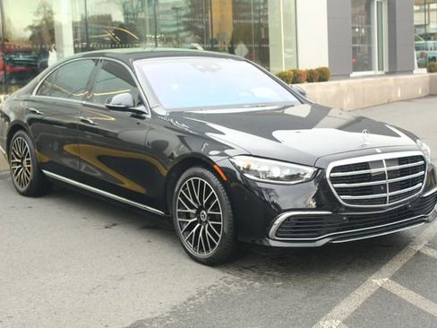 Used 2025 Mercedes-Benz S 580 4MATIC Sedan image 10