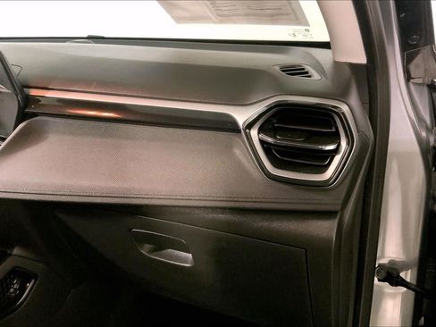 Used 2024 Chevrolet TrailBlazer LT FWD image 16