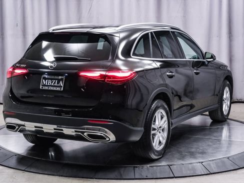 Certified 2025 Mercedes-Benz GLC 300 image 4