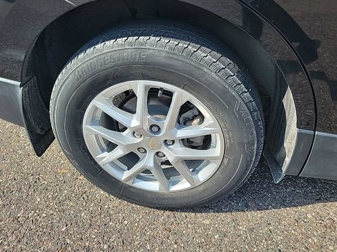 Used 2024 Chevrolet Equinox LT AWD/4WD image 26