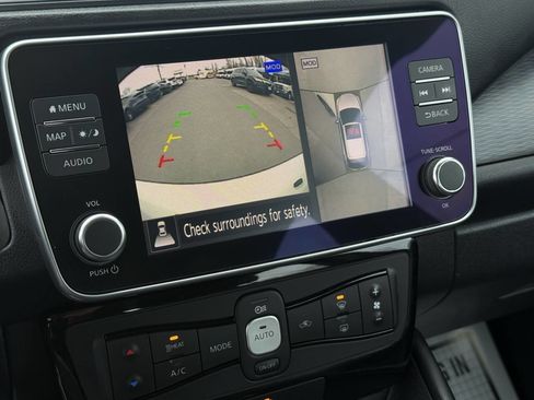 Used 2022 Nissan Leaf SL Plus image 25