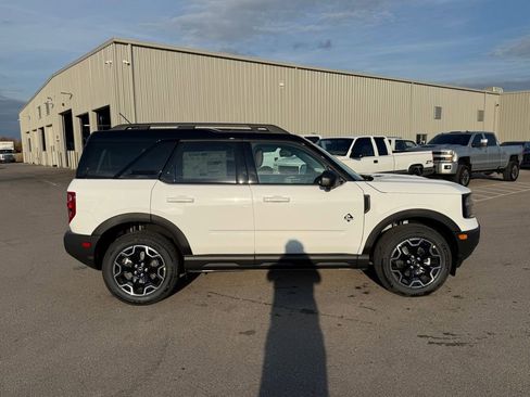 New 2025 Ford Bronco Sport Outer Banks w/ Outer Banks Tech Package+ image 31