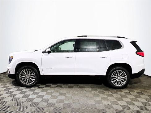 New 2026 GMC Acadia Denali image 5
