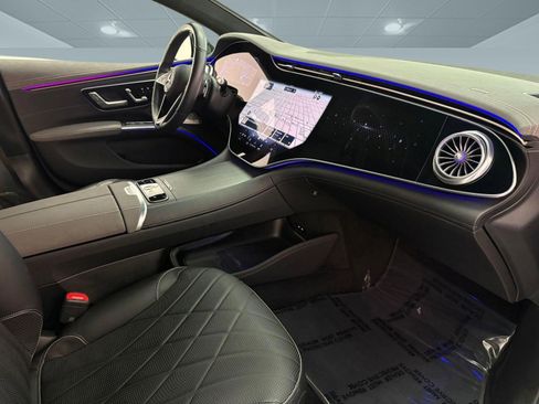 Certified 2023 Mercedes-Benz EQS 580 4MATIC Sedan image 21
