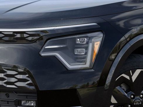 New 2025 Kia Niro Wave w/ Wave Preserve Package image 11
