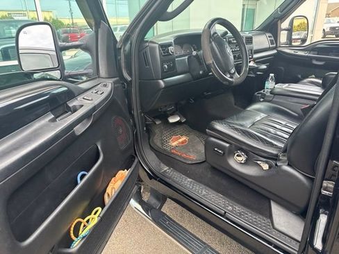 Used 2004 Ford F250 Harley-Davidson AWD/4WD image 10