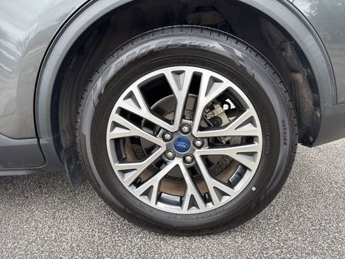 Used 2020 Ford Escape SEL image 9