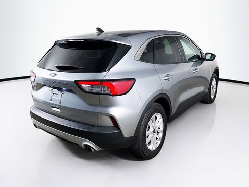 Used 2022 Ford Escape SE image 30