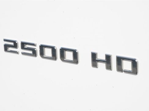 Used 2021 Chevrolet Silverado 2500 LTZ image 13