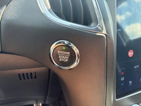 Used 2022 Ford Edge ST w/ Equipment Group 401A image 26