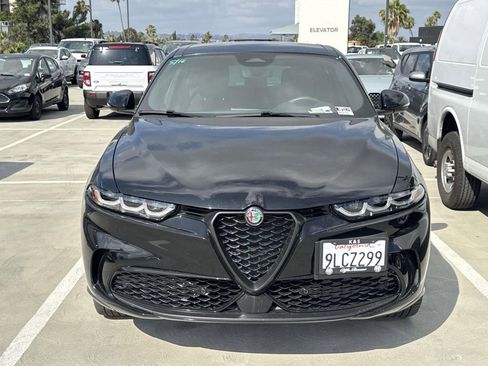 Used 2024 Alfa Romeo Tonale Veloce AWD/4WD image 11