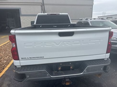 Used 2023 Chevrolet Silverado 2500 W/T w/ WT Safety Package AWD/4WD image 3