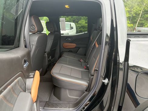 New 2026 GMC Canyon AT4 AWD/4WD image 20