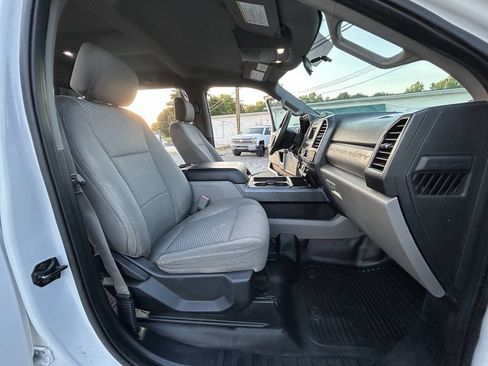 Used 2019 Ford F250 XLT w/ FX4 Off-Road Package AWD/4WD image 22