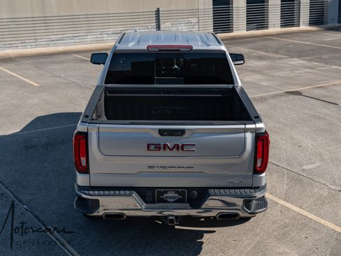 Used 2019 GMC Sierra 1500 SLT w/ SLT Premium Plus Package image 17