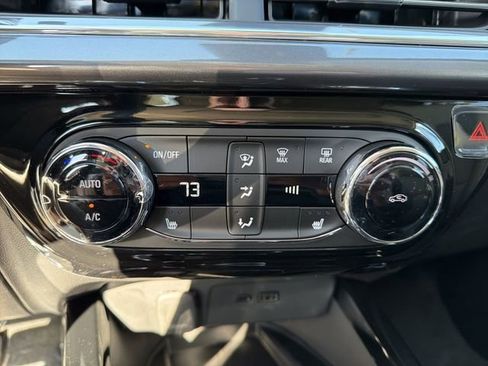 New 2026 Chevrolet Trax ACTIV w/ Sunroof Package image 19