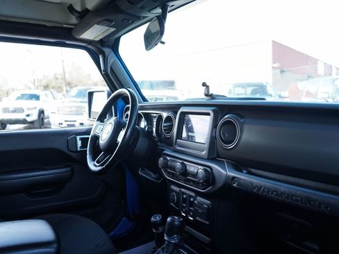 Used 2021 Jeep Wrangler Sport S image 35