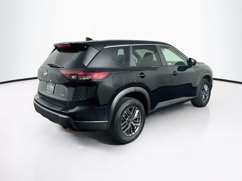 Used 2026 Nissan Rogue SV AWD/4WD image 9